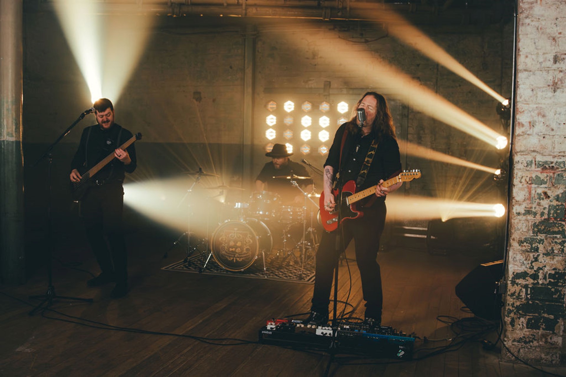 Splendid Gentlemen Main Gallery Image 11