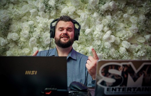 DJ Sean Hanlon Thumbnail Image 2